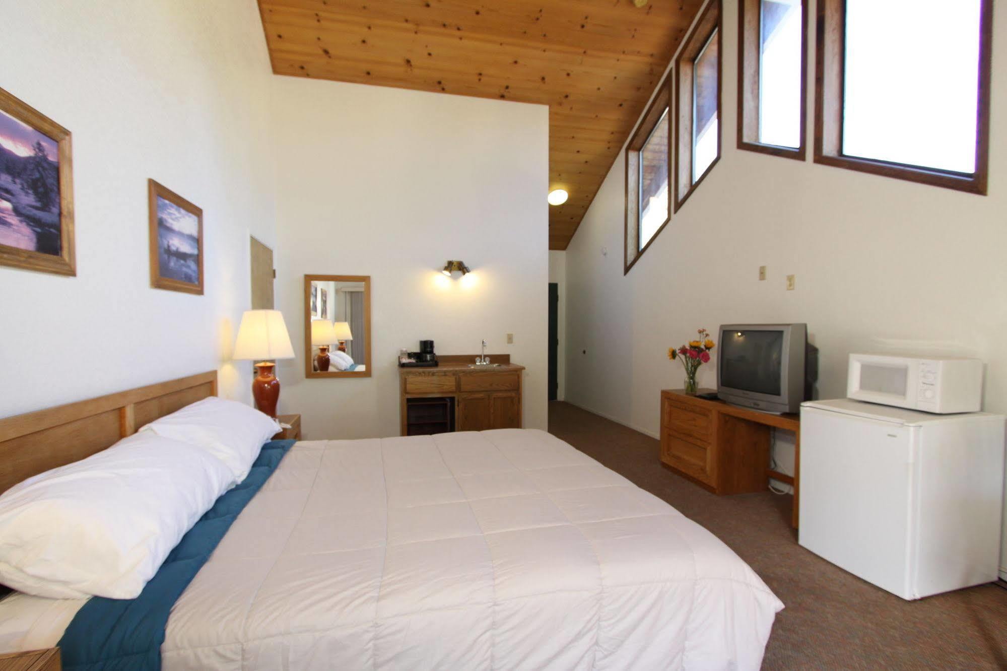 Pioneer Inn & Suites Volcano Zewnętrze zdjęcie